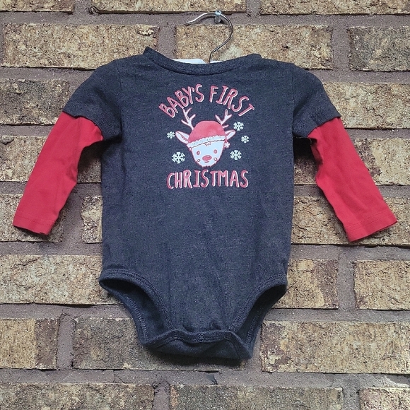 Okie Dokie Gray and Red Baby's 1st Christmas Long Sleeve Bodysuit - Picture 1 of 6